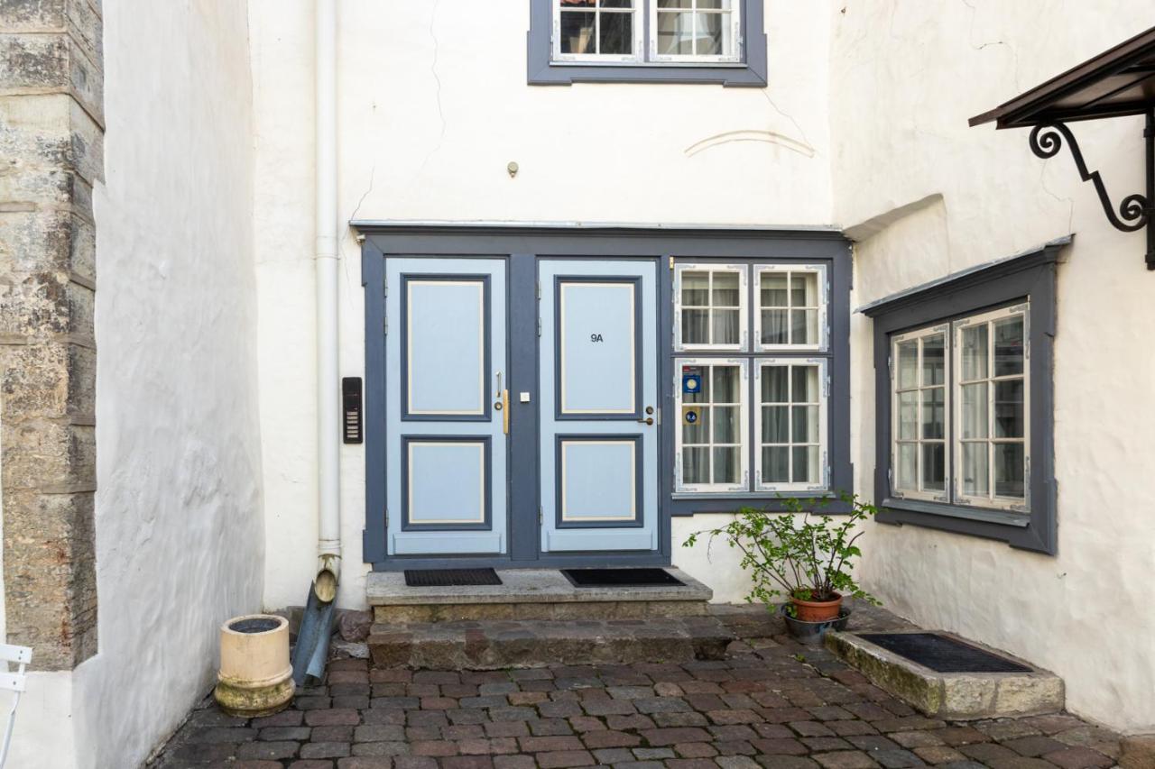 Hilltop Apartments - Old Town Kuninga Tallinn Exterior photo
